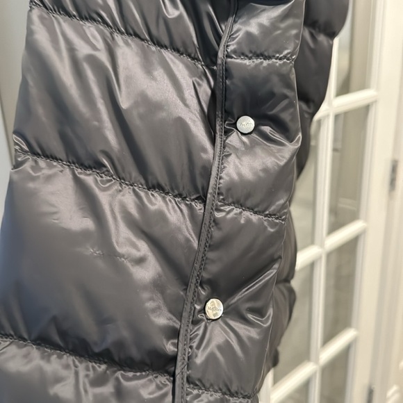 MaxMara The Cube Down Poncho - Picture 7 of 14